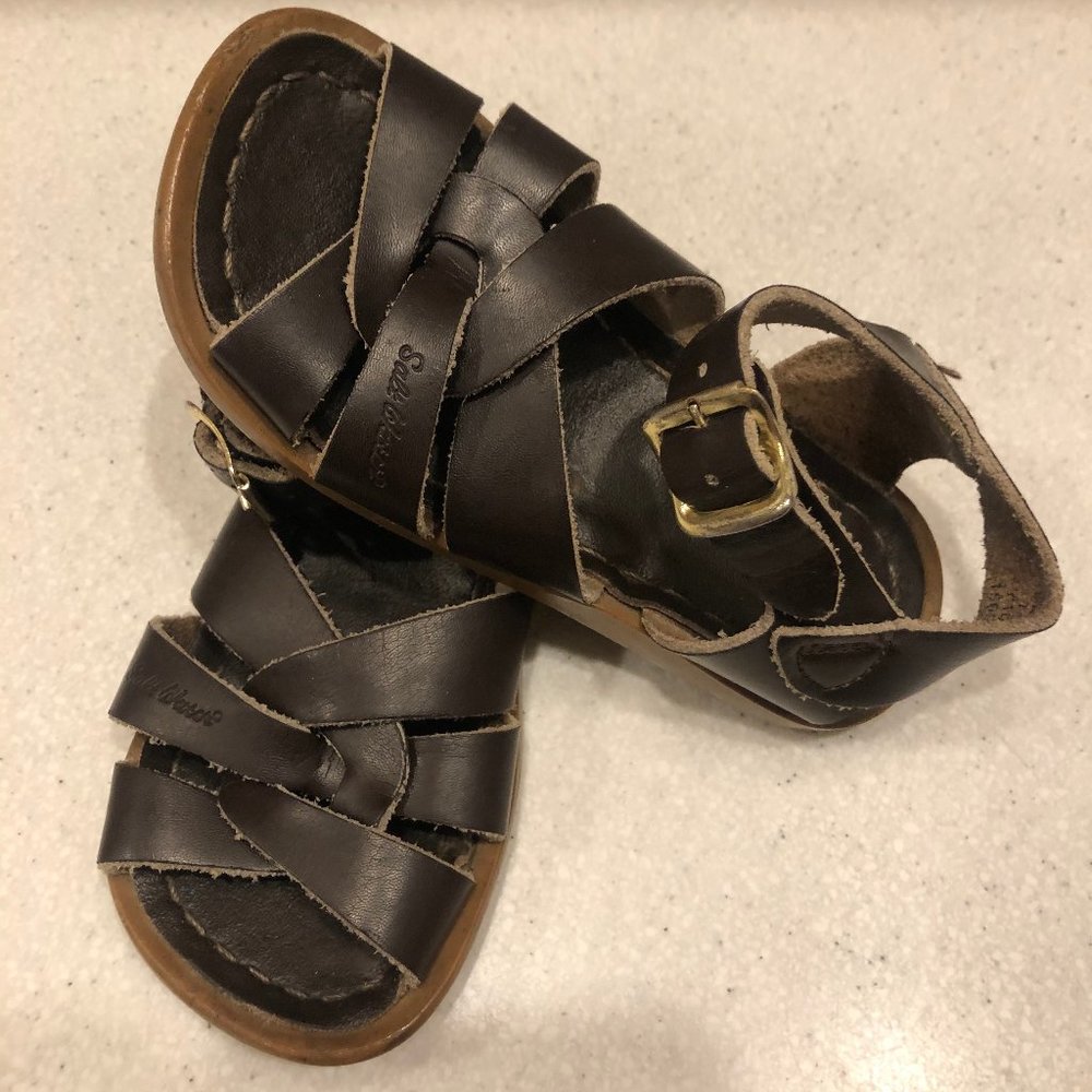 Saltwater sandals | Size 7